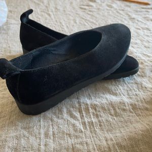 Eileen fisher 6 modern slipon shoes